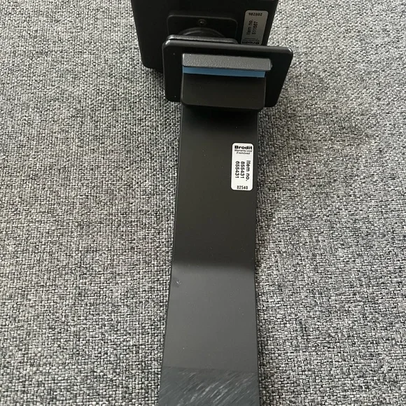 Jeep Center Dash Mount with iPhone Holder - Picture 3 of 6